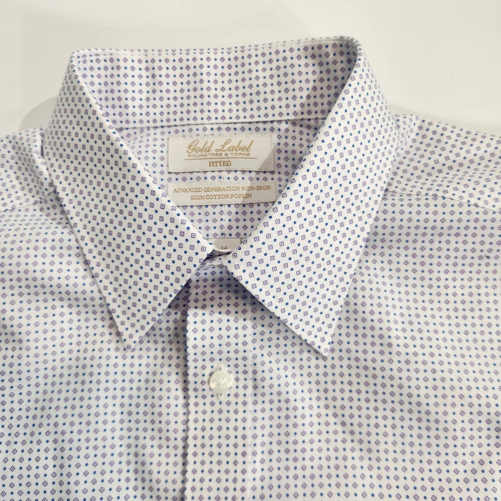 Roundtree & Yorke White and Blue Patterned Dress Shirt - Picture 12 of 13